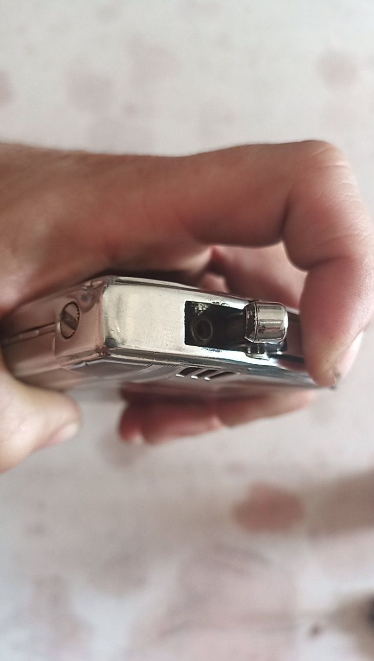 Ronson Accendini: 2 Ronson Zigaretten Feuerzeug Etui – Usato da Zürich venduto da zmizmi 8