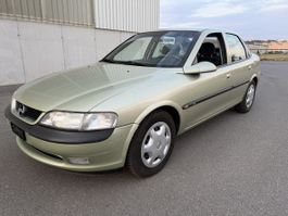 Opel Vectra B20 2.0 Benzin