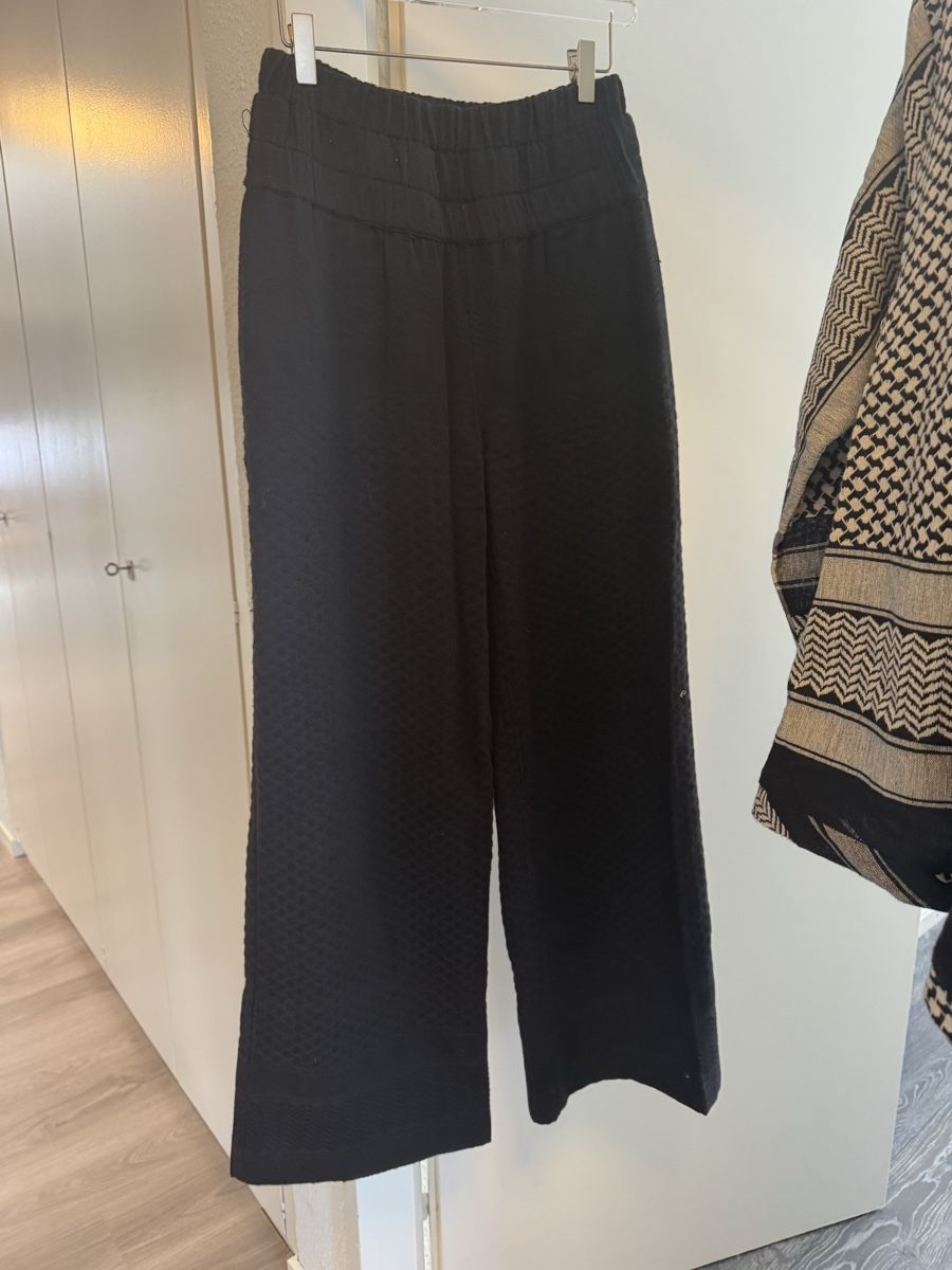 Lotti di vestiti: Cecilie Copenhagen Set – Usato da zürich venduto da dalia06 1