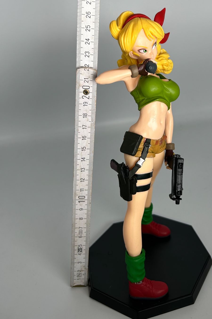 Statuette: Dragon Ball Z - Lunch Figur – Nuovo (secondo la descrizione) da Münchenbuchsee venduto da kern311 5