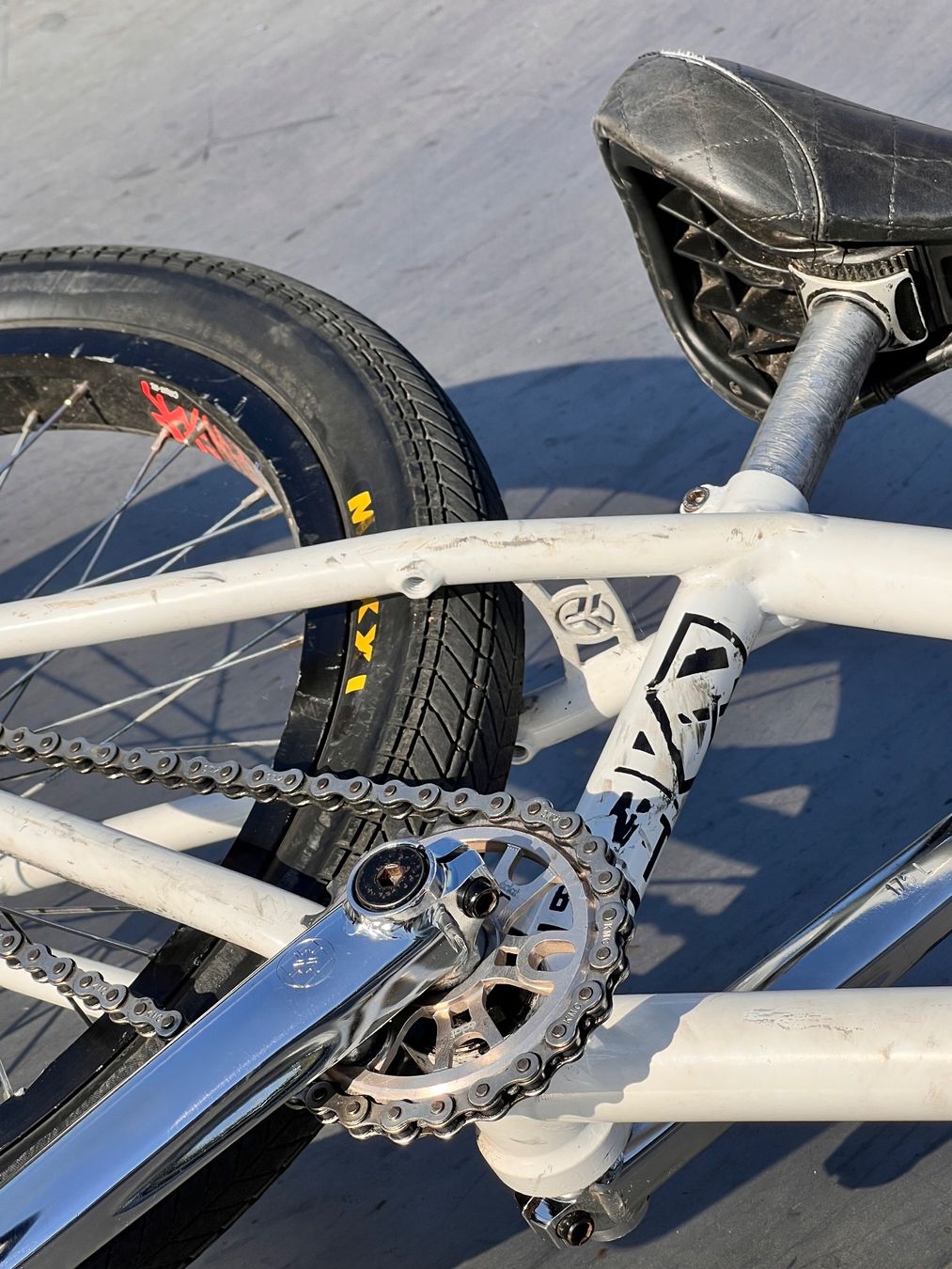 Biciclette: BMX Custom + équipement – Usato da Château-d'Oex venduto da iha_bxf5 1