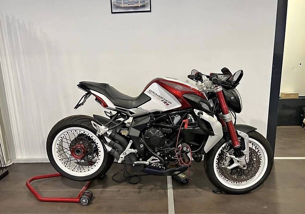 Strasse: MV agusta Dragster 800 RR  – Gebraucht aus Neuchâtel von Karl_M 1