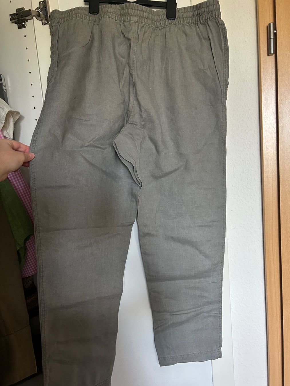 H&M Pantaloni: Graue Leinenhose Grösse XL – Usato da Therwil venduto da erm_dg6q 1