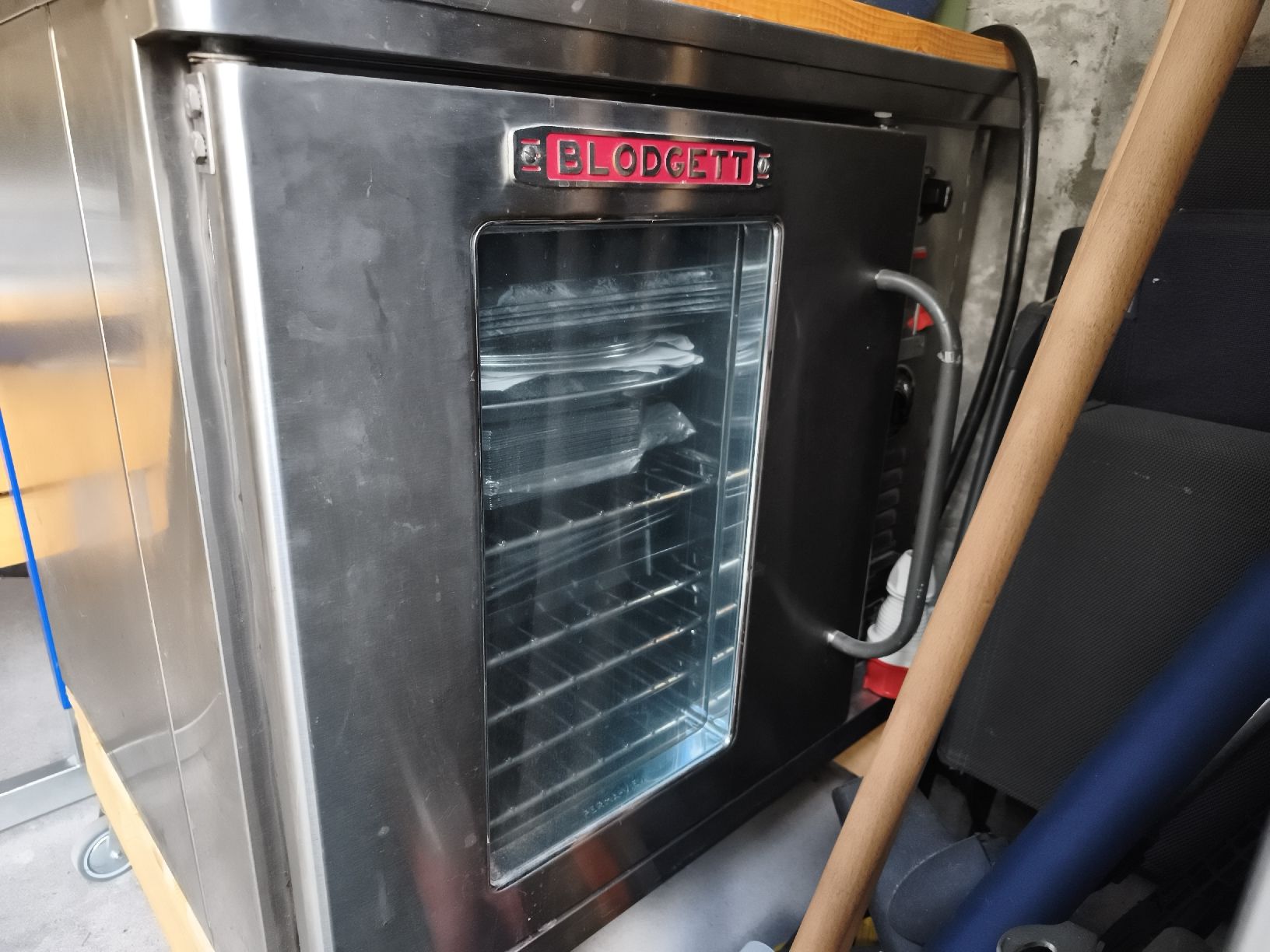 Forni: Blodgett Backofen Proffessionell – Usato da Buchs AG venduto da huusmeister