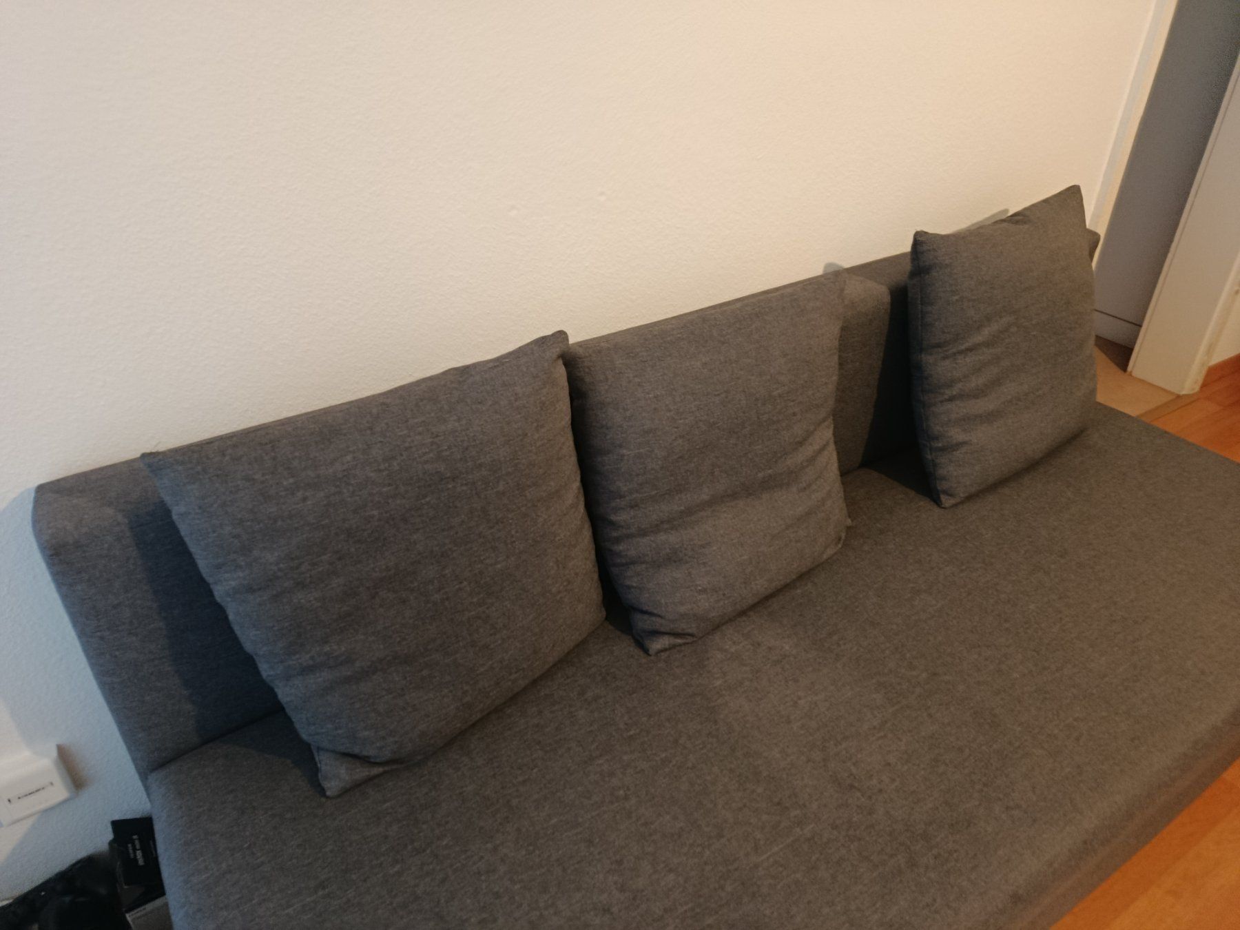 Ikea Divani: Schlafsofa IKEA - gratis – Usato da Dübendorf venduto da Olenaaa 1