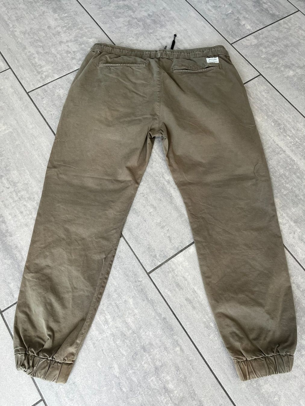 Pantalons: Hose Grün – D'occasion à Otelfingen par Denis_ZH 2