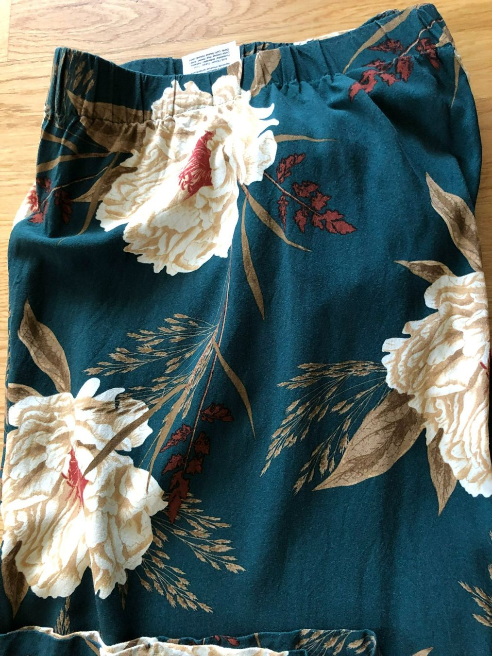 Vero Moda Pantaloni: neuwertiger Hose von Vero Moda Curve 52 – Nuovo (secondo la descrizione) da Bellinzona venduto da JackieBlue 3