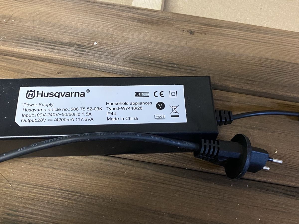 Husqvarna Ladegeräte: Husqvarna Netzteil 430x – Gebraucht aus Pfaffnau von Micha71