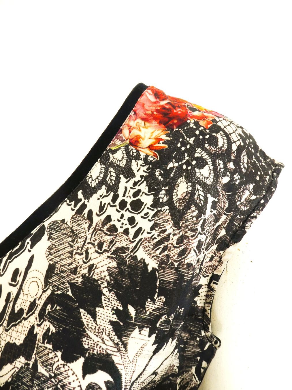 Marc Cain T-shirt: MARCCAIN Shirt Top Front Seide, N4/40 – Usato da Berneck venduto da chouchou1415 1