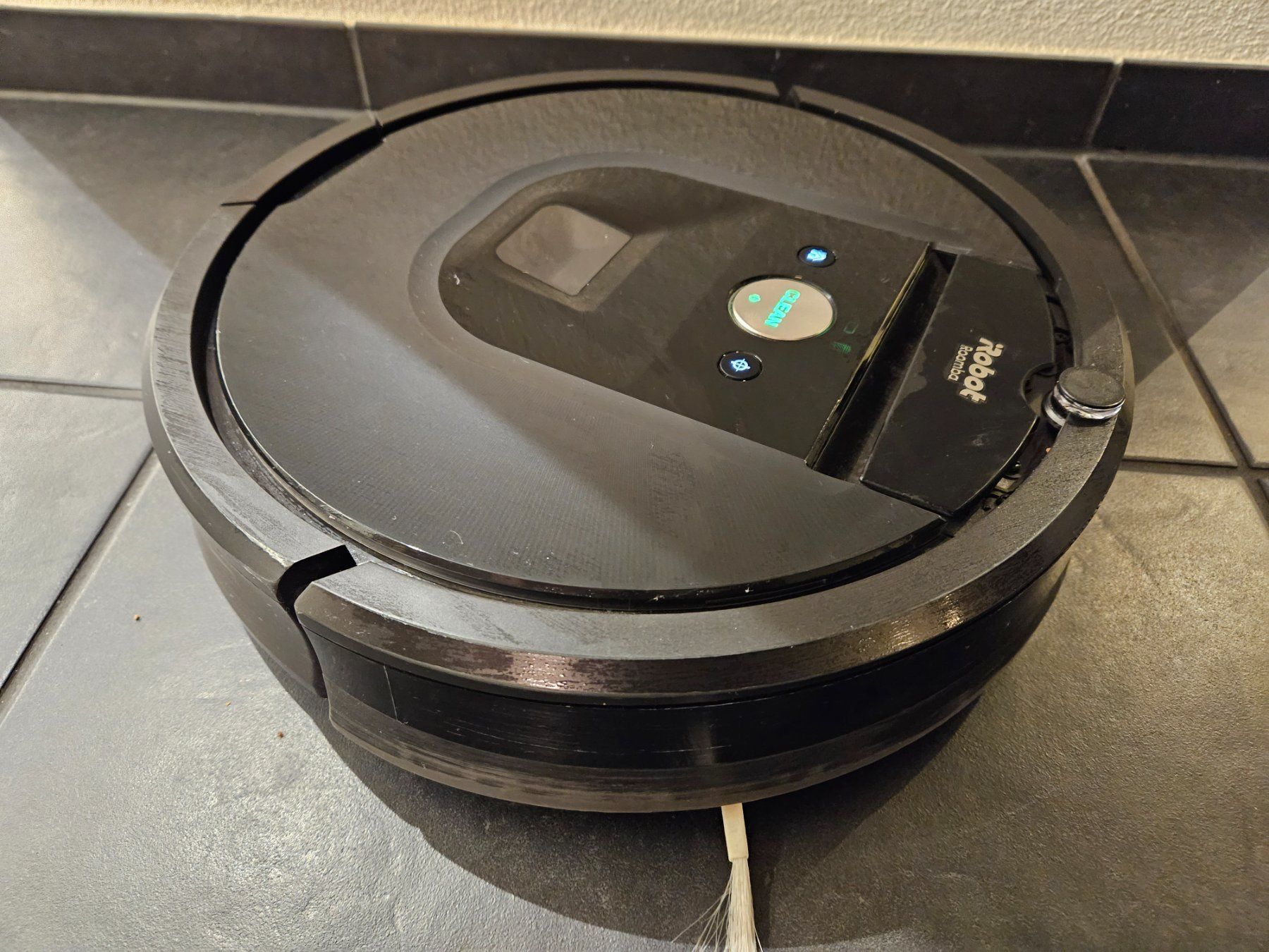 Irobot Aspirapolveri & Accessori: iRobot Roomba 981 – Usato da Frümsen venduto da Alessandro06