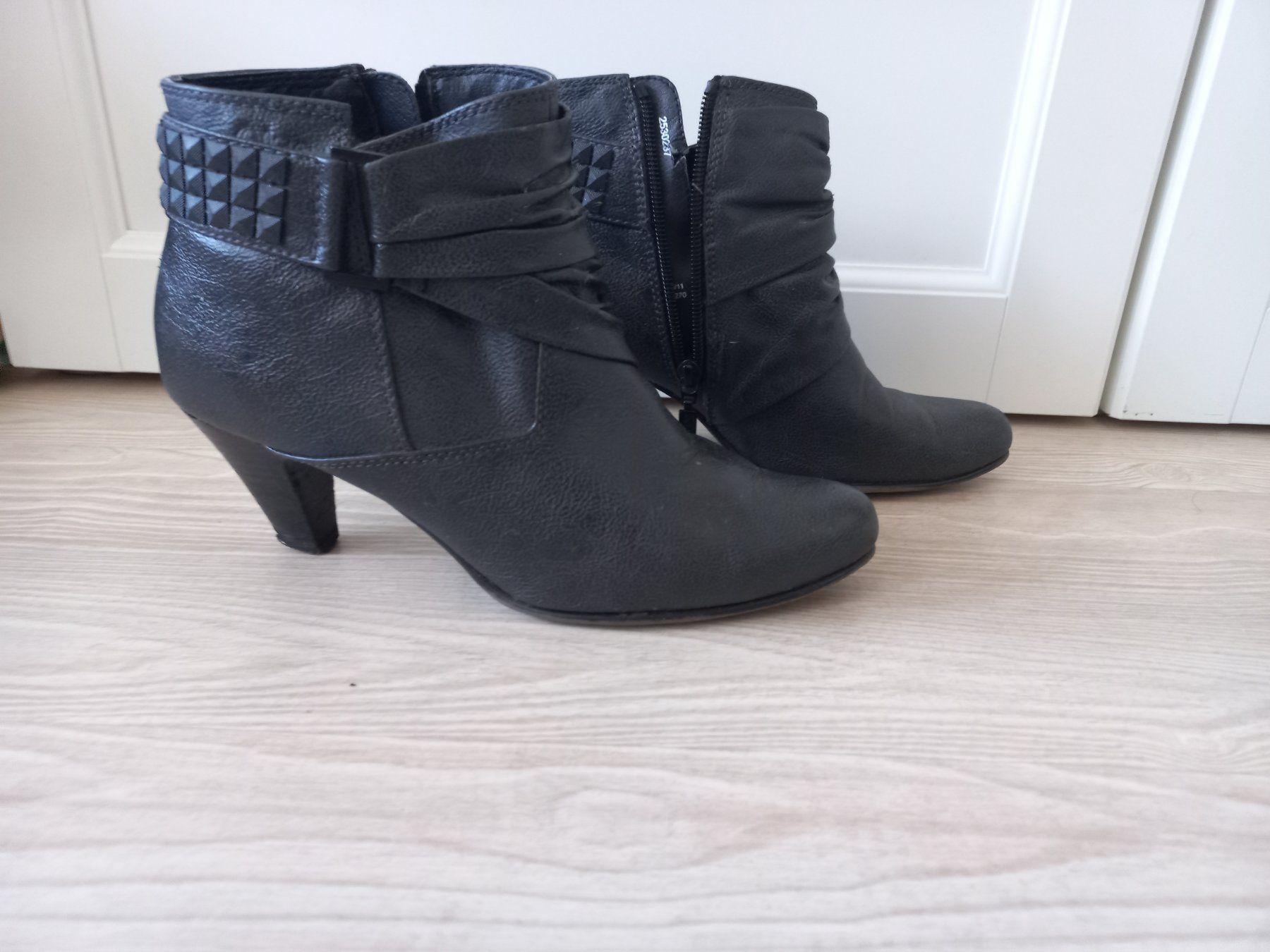 S.Oliver Scarpe da donna: Bottines S. Oliver 38 – Usato da Châtelaine venduto da kbabs 1