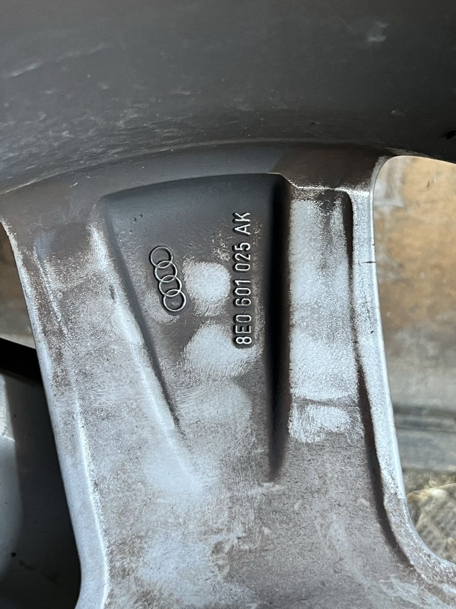 Audi Felgen: Audi A6 Felgen 8x18zoll – Gebraucht aus Lenk im Simmental von Treuthy 5