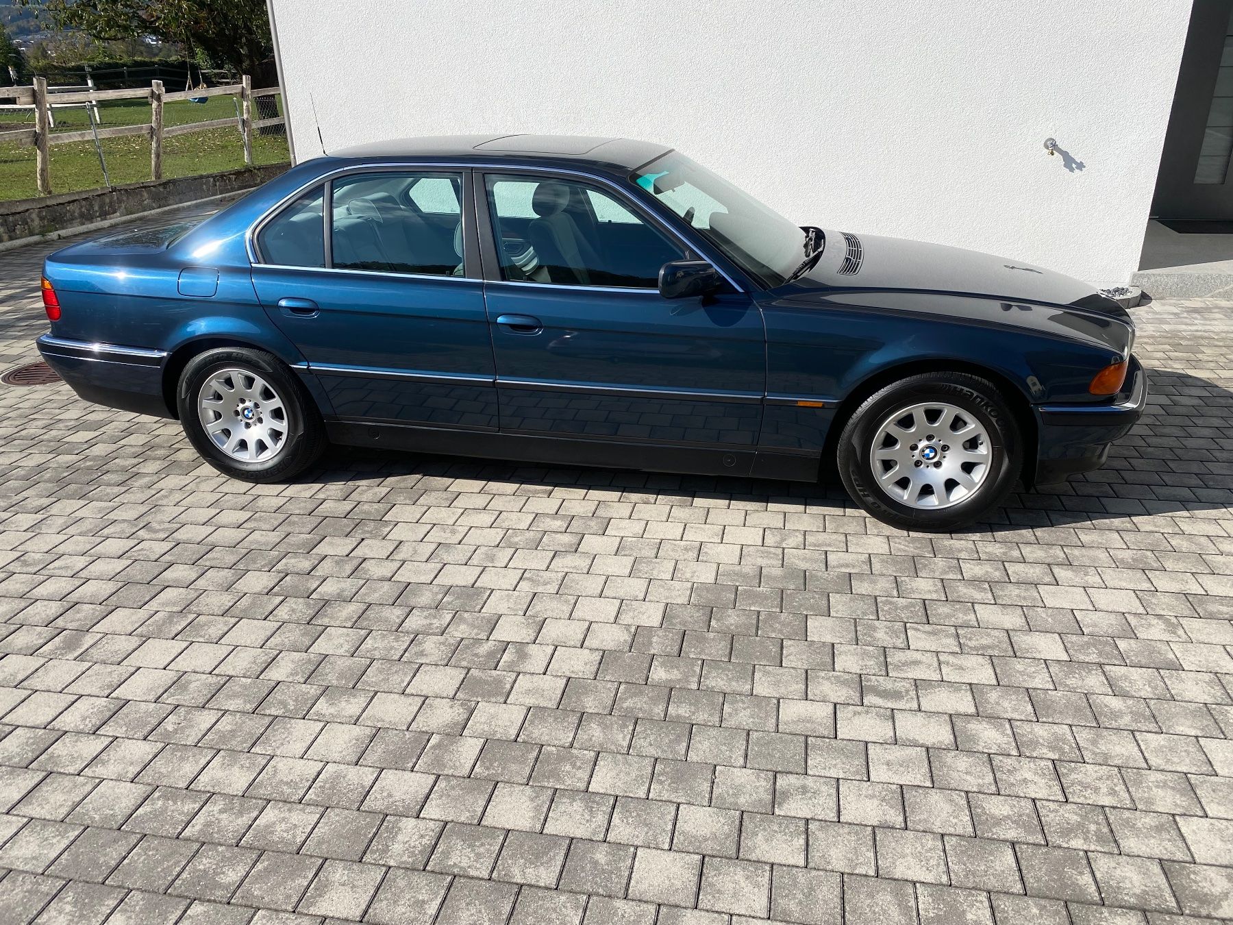 BMW Automobili: Bmw 728i Oldtimer – Usato da Schwaderloch venduto da z_g 1