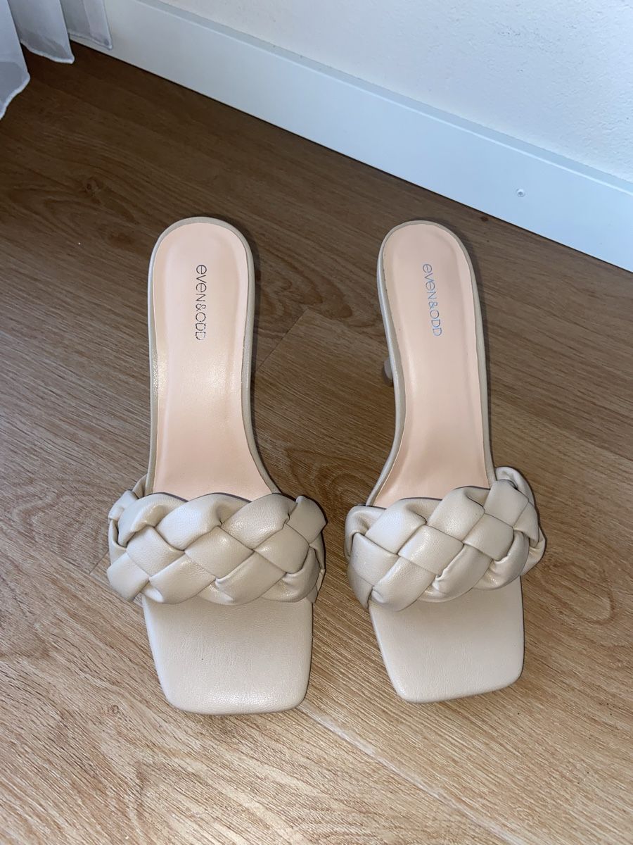 Scarpe da donna: Pantoletten beige – Nuovo (secondo la descrizione) da Malans GR venduto da han_y6rd 1