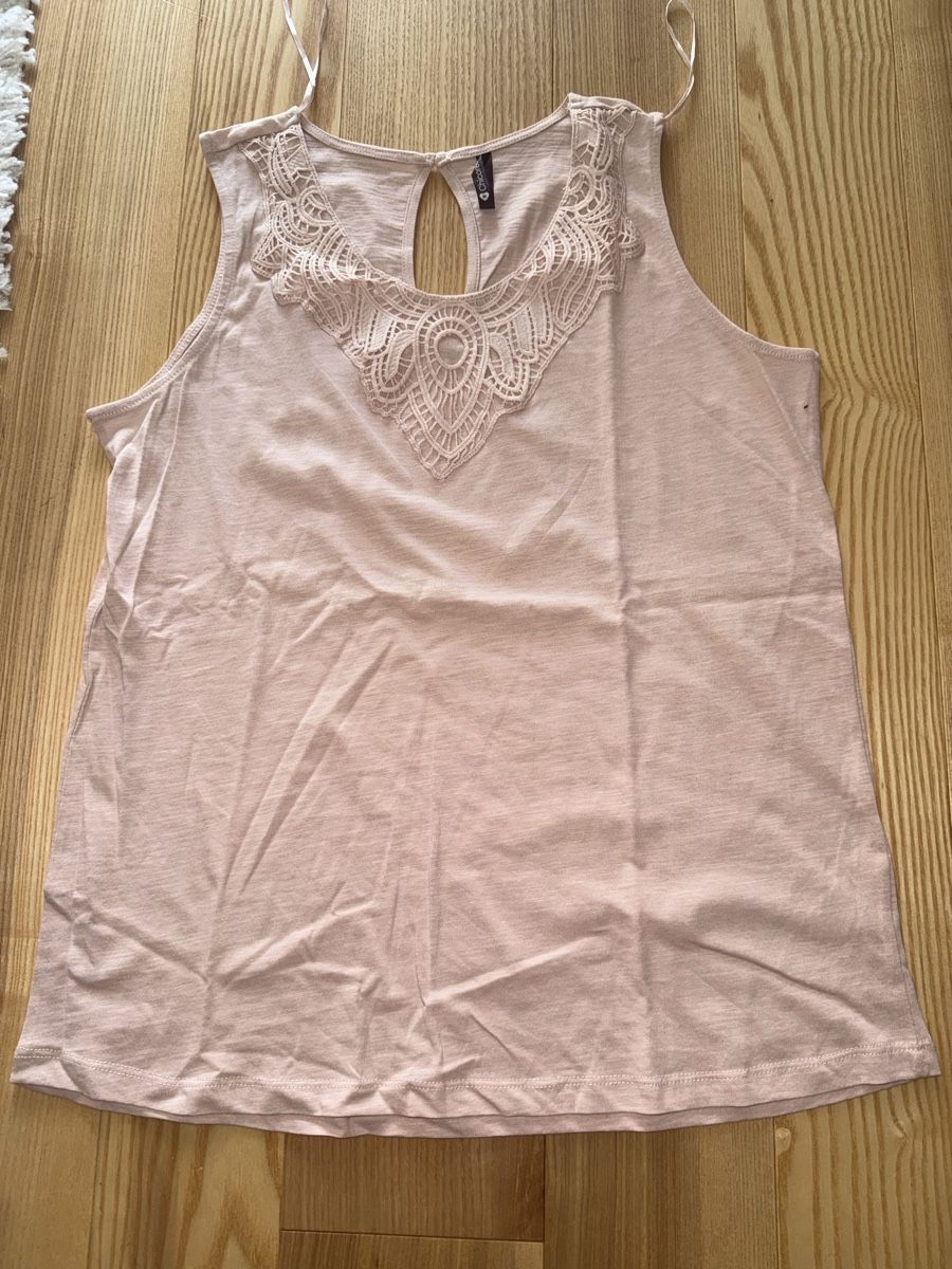 T-shirts: Tshirt – Neuf (Voir description) à Itingen par jessi811