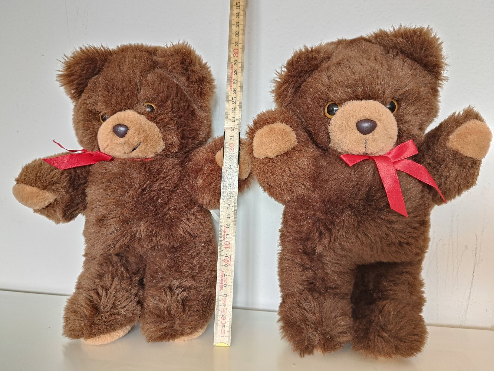Giocattoli: Teddybär 2x Braun alt – Usato da Oberhofen Thun'see venduto da cri_6md2
