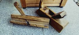 Zwei alte Holzhobel Werkzeug antik