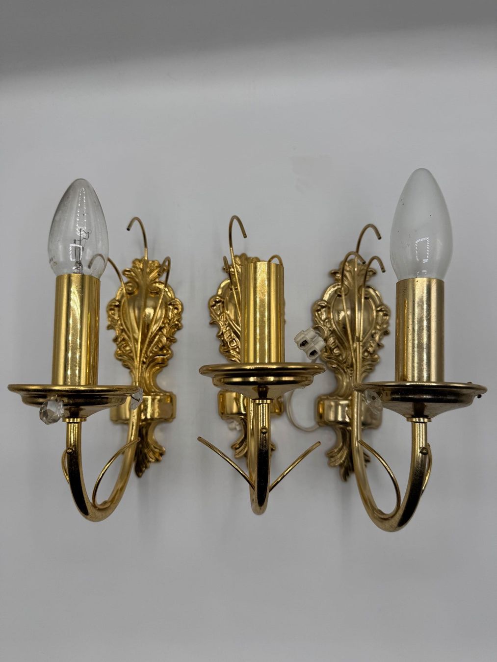 Lampade: Wand Leuchter 3 Stück – Usato da Sachseln venduto da BONATI01