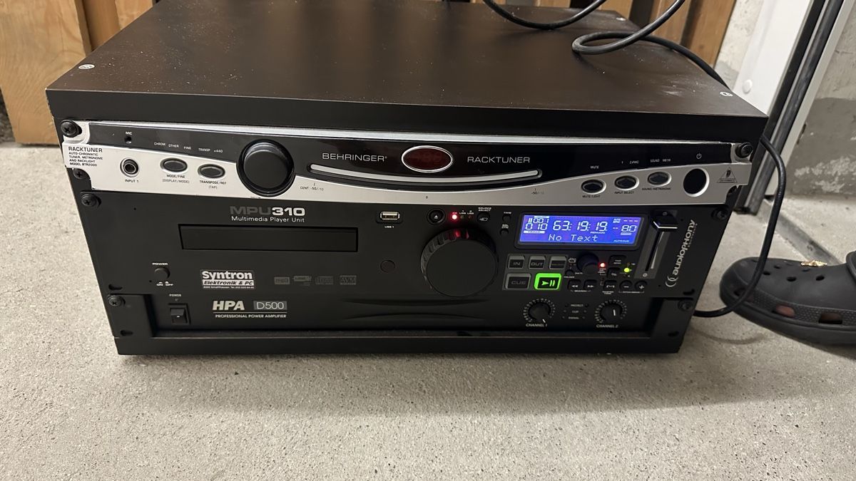 Altri accessori: Audio Rack Behringer BTR2000 / MPU310 / HPA D500 – Usato da Winterthur venduto da yan_mzy9