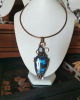Labradorit und Mondstein Anhänger mit Kupferchoker