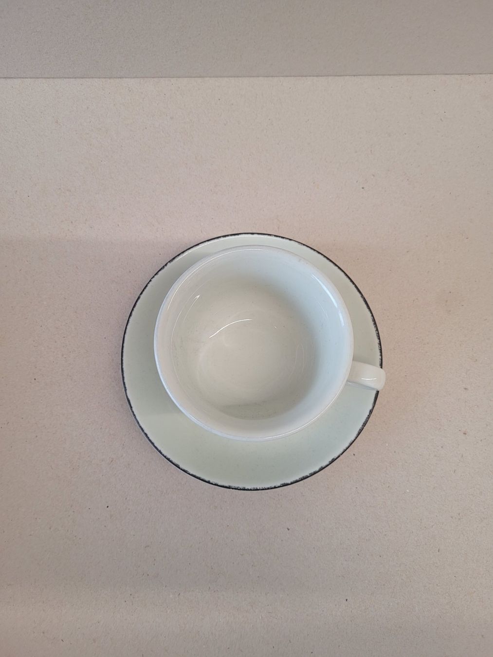 Nespresso Tassen: Nespresso Tasse mit Unterteller – Gebraucht aus Fahrni b. Thun von zengis 1