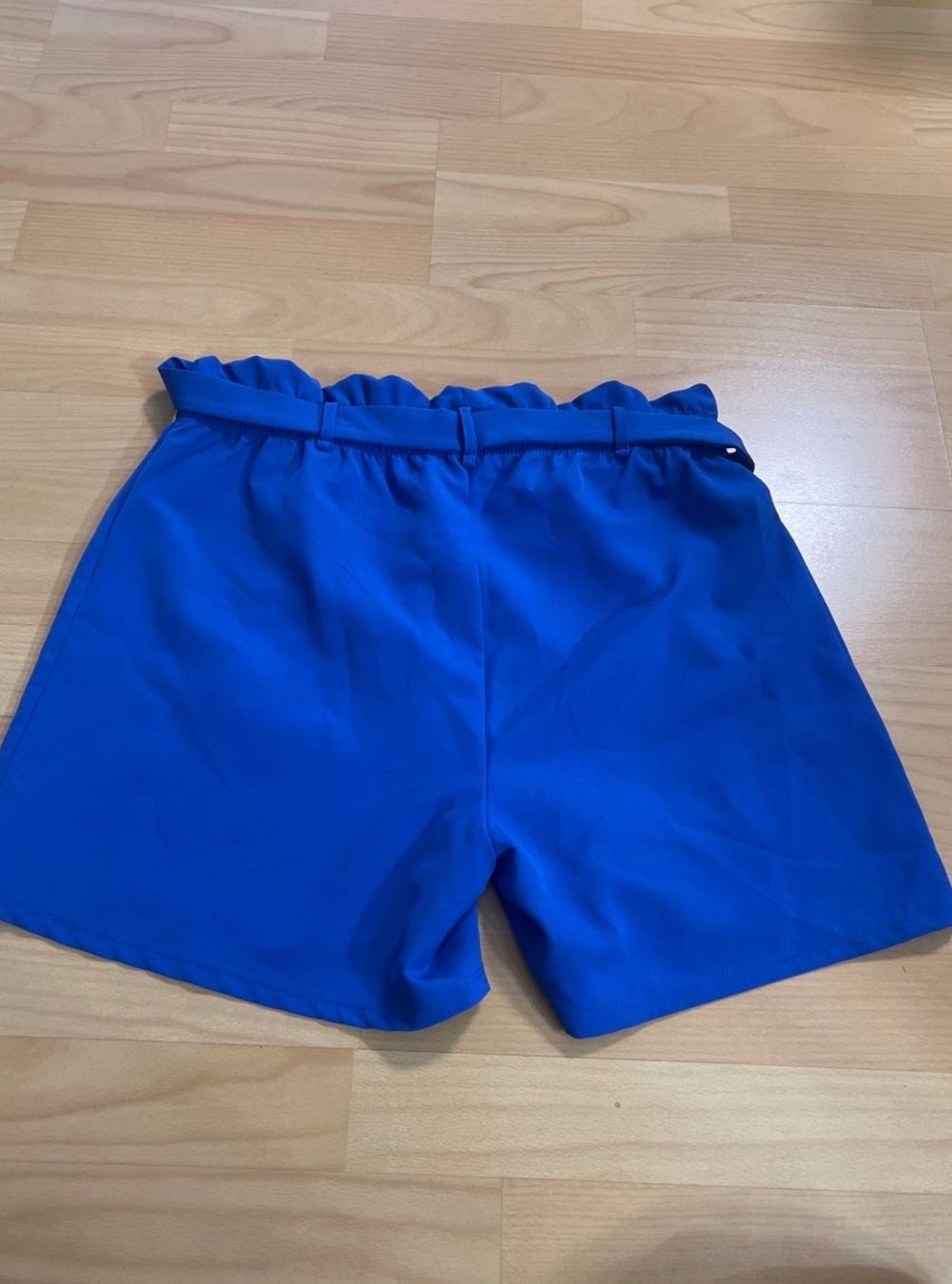 Guess Pantaloni: Guess Sommer Shorts Gr. L – Nuovo (secondo la descrizione) da Stäfa venduto da nale068 2