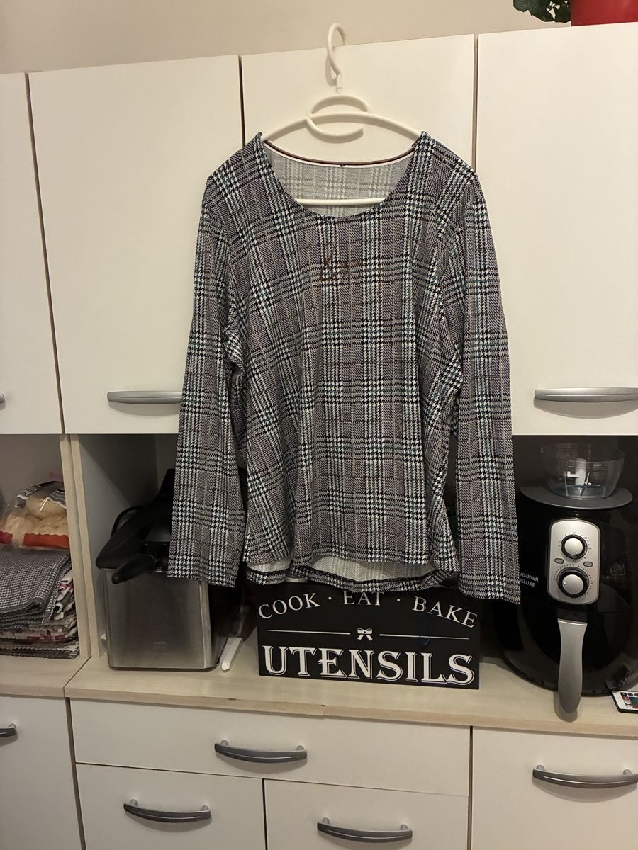 T-shirt: Langarm T-Shirt – Usato da Ostermundigen venduto da Didi-Mader