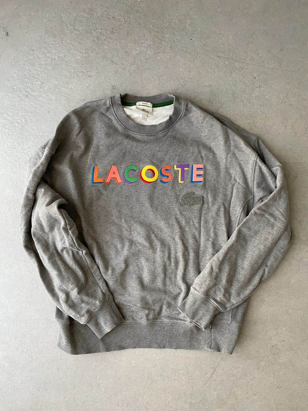 Lacoste Maglioni & Felpe: Lacoste Live Pullover grau Grösse L Unissex Logo – Usato da Erlinsbach SO venduto da Joenisecondhand 1