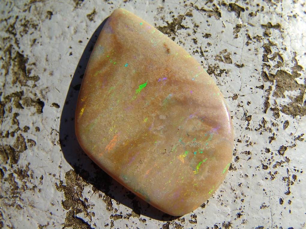 Pierres précieuses: Opal  – D'occasion à Wigoltingen par SANDROPAL