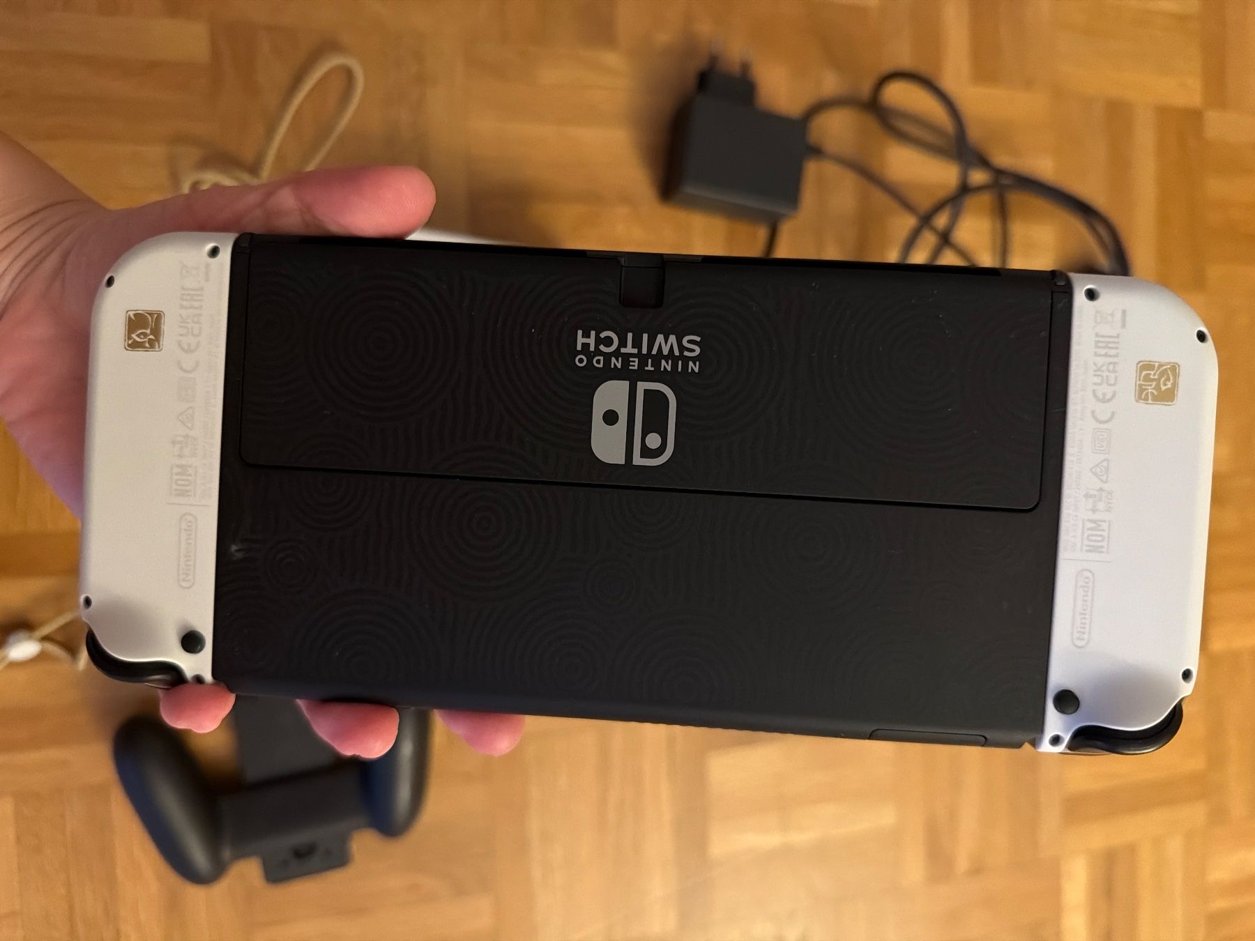 Nintendo Jeux: Nintendo Switch Zelda – D'occasion à Emmenbrücke par jel_f5pp 1
