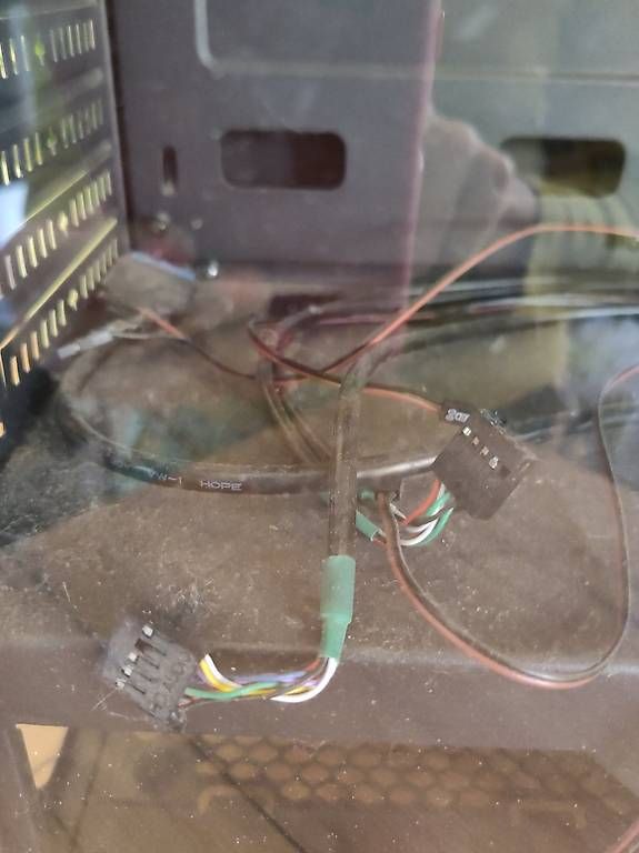 Custodie: PC case (Gehäuse) per gamer – Usato da Novaggio venduto da GreenWebSolutions 3