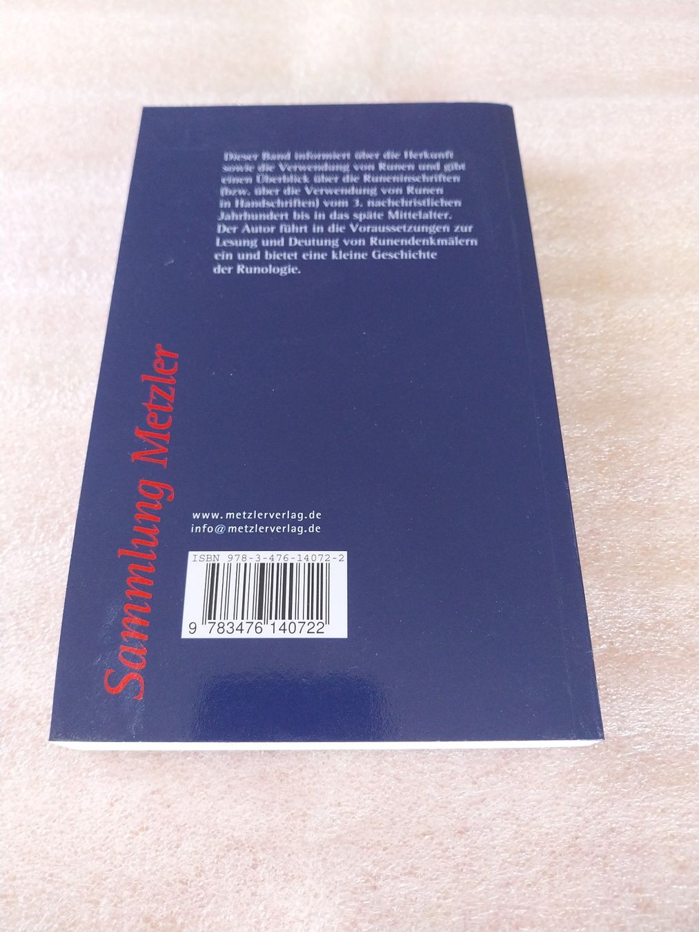 Libri: Runenkunde Düwel Klaus – Usato da Schwaderloch venduto da bademeister79 1