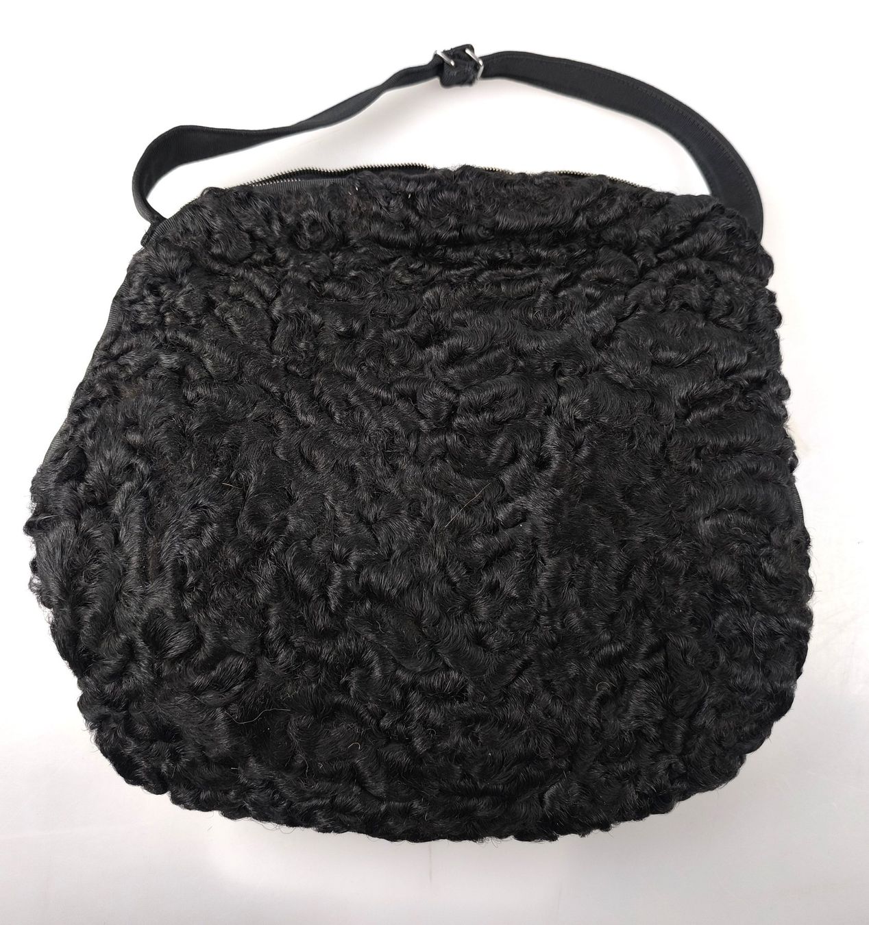 Altro in  Abbigliamento & Accessori: Schwarzer Muff Handwärmer und Tasche – Usato da Rüti ZH venduto da Restwert_Rueti_ZH
