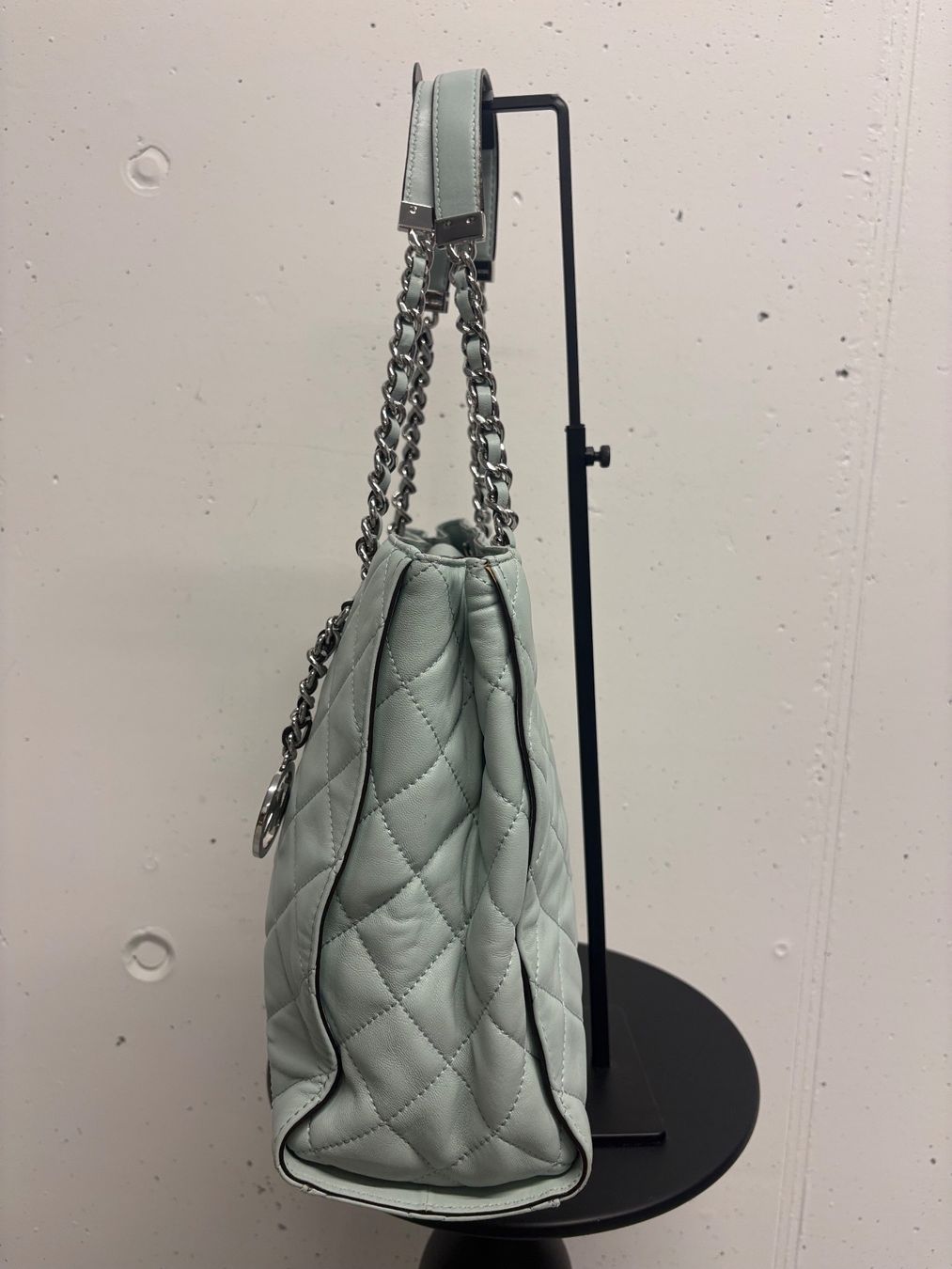 Michael Kors Borse da donna: Michael Kors Leder Shopper Susannah hellblau mint silber – Nuovo (secondo la descrizione) da Regensdorf venduto da secondchancefashion 4