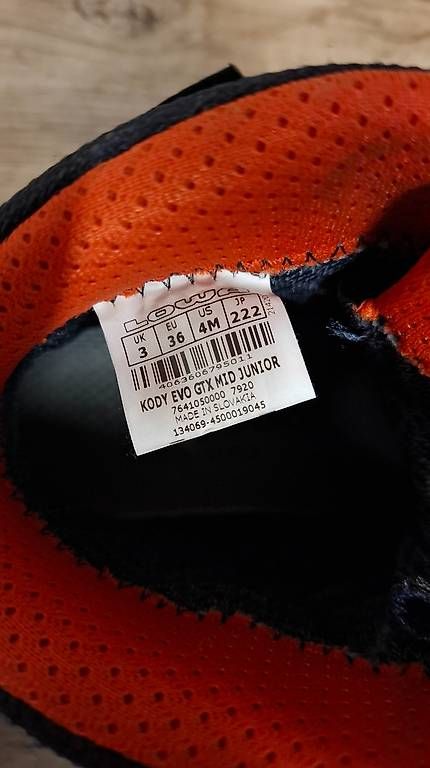 Lowa Chaussures garçon: LOWA Kinderwanderschuhe Grösse 36 – D'occasion à Konolfingen par sko_r5yd 1