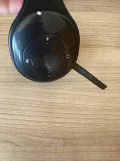 Logitech Cuffie: Logitech kopfhörer bluetooth s/n 1429ML007628 – Usato da Appenzell venduto da marvdo 1