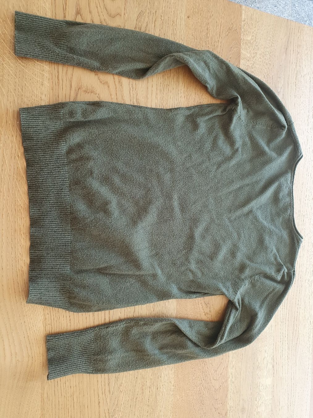 Pulls & Sweat-shirts: Pullover, Olivgrün, Gr. S – D'occasion à Moosseedorf par Sonnenschein.. 5