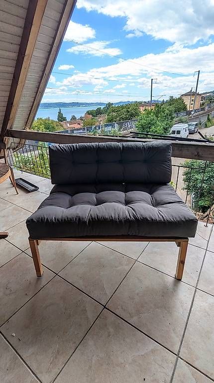 Divani: Canapé terrasse en bois – Usato da Provence venduto da tokoclo