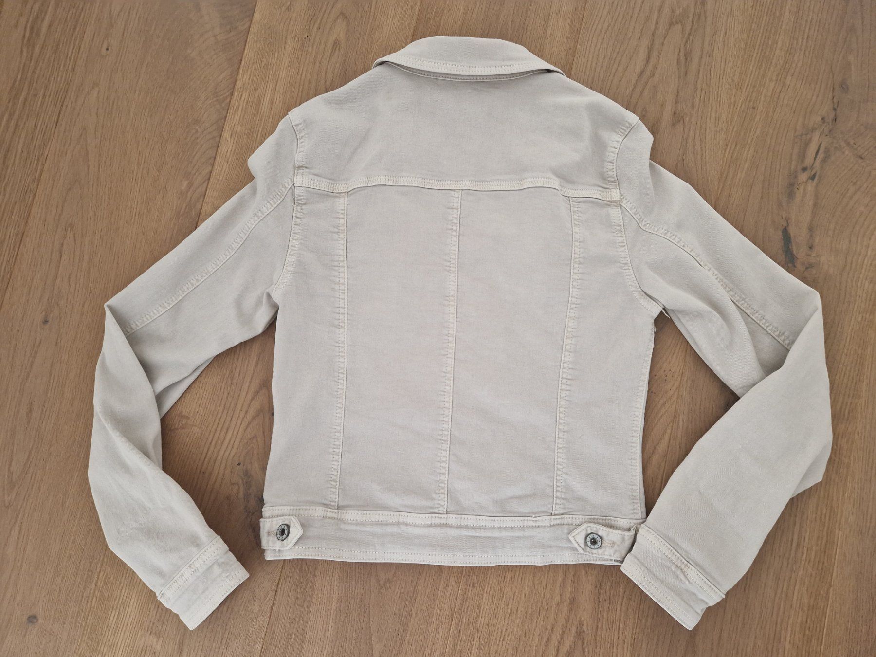Jacken: Jeansjacke beige Gr. S – Gebraucht aus Stans von ZwirbelZ 1