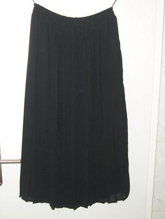 Neuw. eleganter Faltenjupe - schwarz - Gr.38