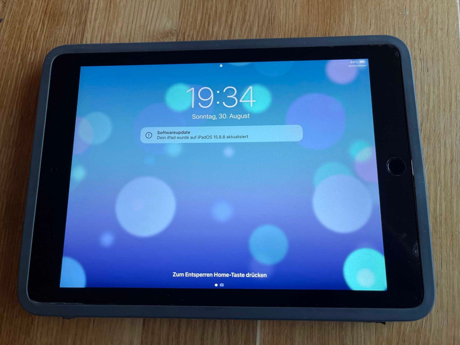 Apple Tablettes PC: iPad Air 2 – D'occasion à Zumikon par Krischan2