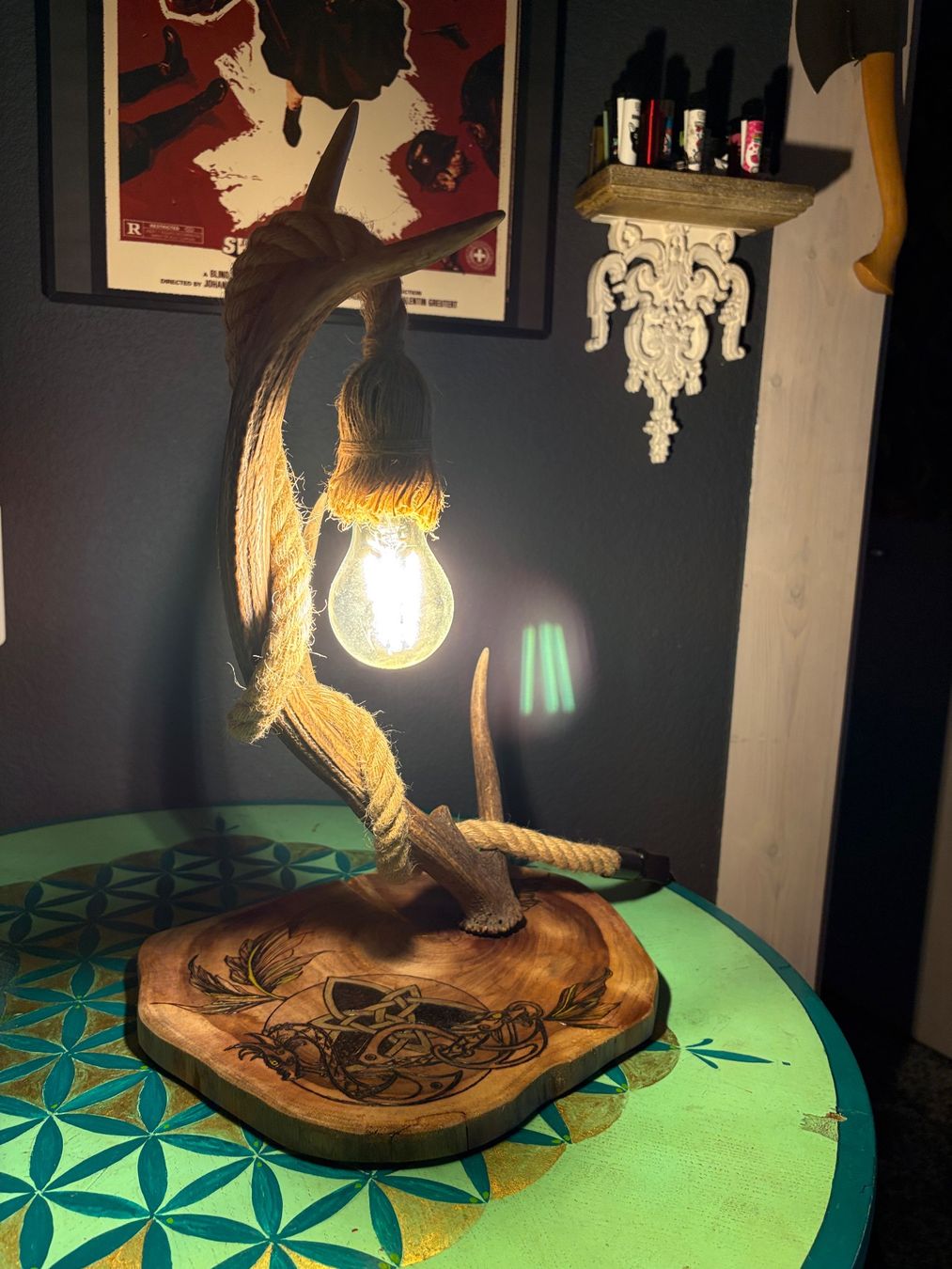 Lampade: Hirschgeweih Lampe im Vikingdesign – Nuovo (secondo la descrizione) da Erlinsbach SO venduto da sofieee