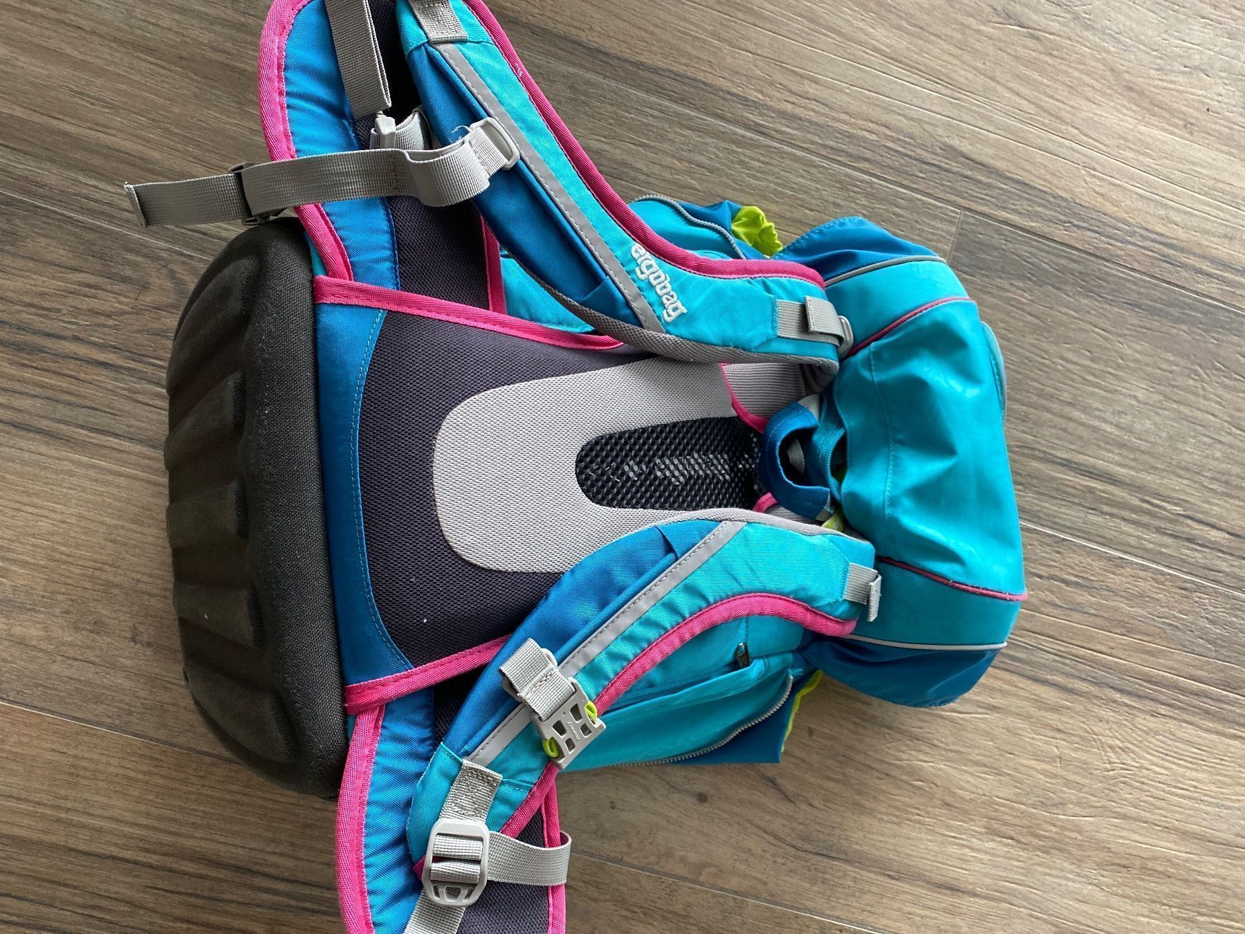 Ladenausstattungen & Messebau: Schulthek ergobag – Gebraucht aus Uetliburg SG von busle081 2