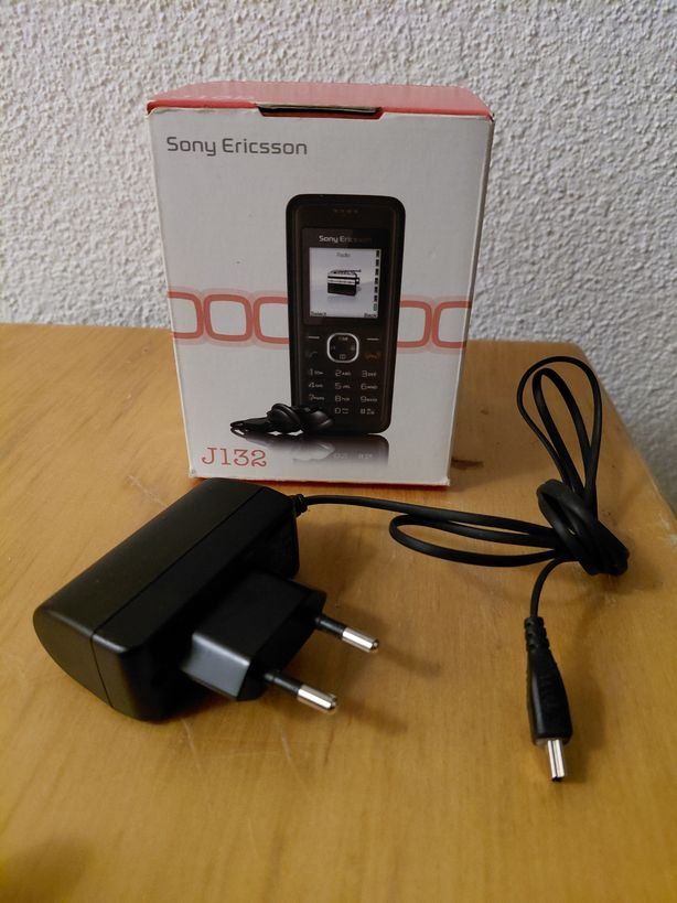Sony Telefoni cellulari / Smartphones: Handy Sony Ericsson – Difettoso da Hämikon venduto da commander_x 3
