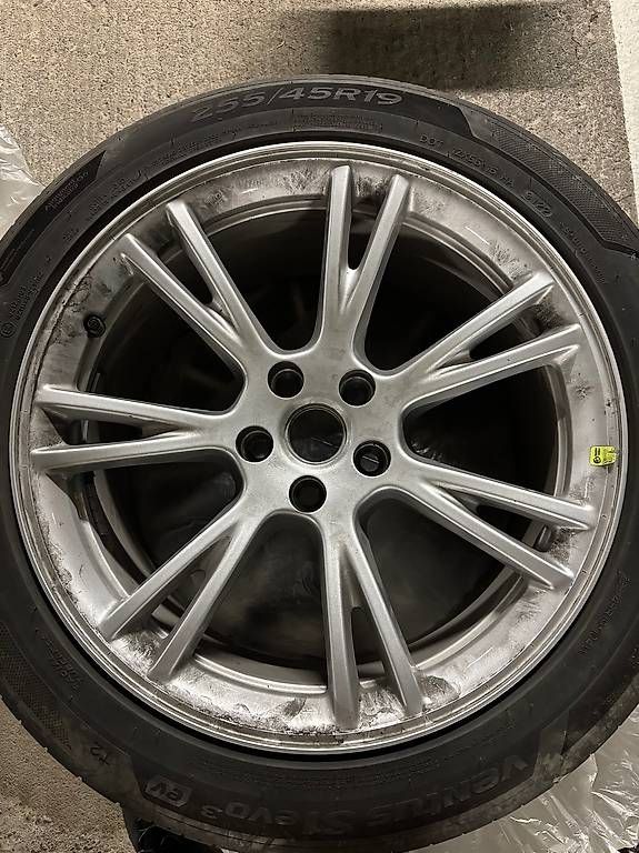 Cerchioni: Tesla Model Y Felgen Gemini 4x – Usato da Münchenbuchsee venduto da laurentbr99 1