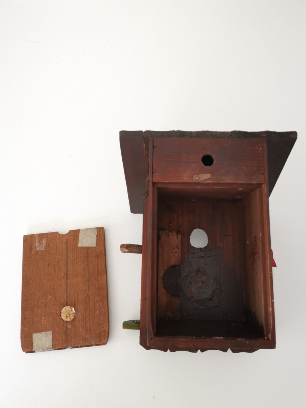 Petites maisons à oiseaux: Vogelhaus aus original Kuckucks Uhr – D'occasion à St. Margrethen SG par Goldig 4