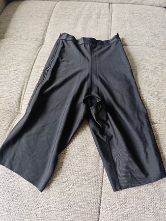 Marena Recovery Compression Shorts - Size L - Black