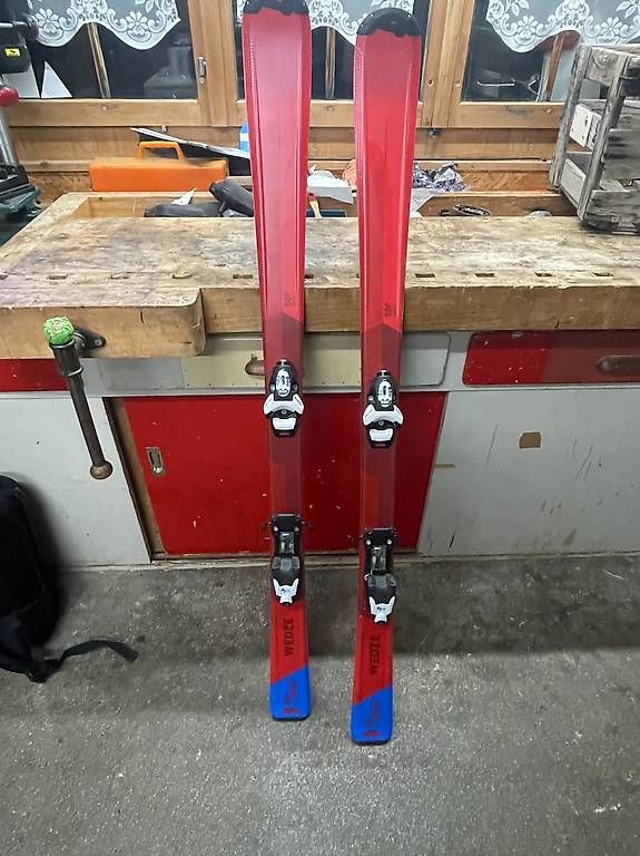 Sci: Kinder Ski 140cm – Usato da Wengi b. Frutigen venduto da Tomaeg0