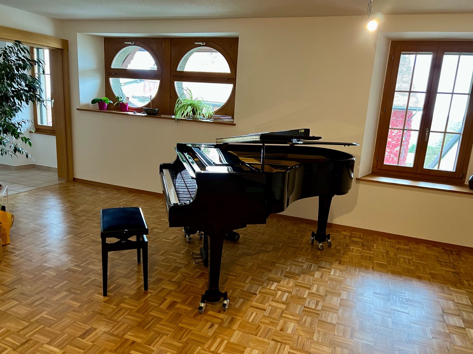 Yamaha Instruments de musique: Piano à queue Yamaha C3 Conservatory – État impeccable – D'occasion à Mollens par Antomicho 9