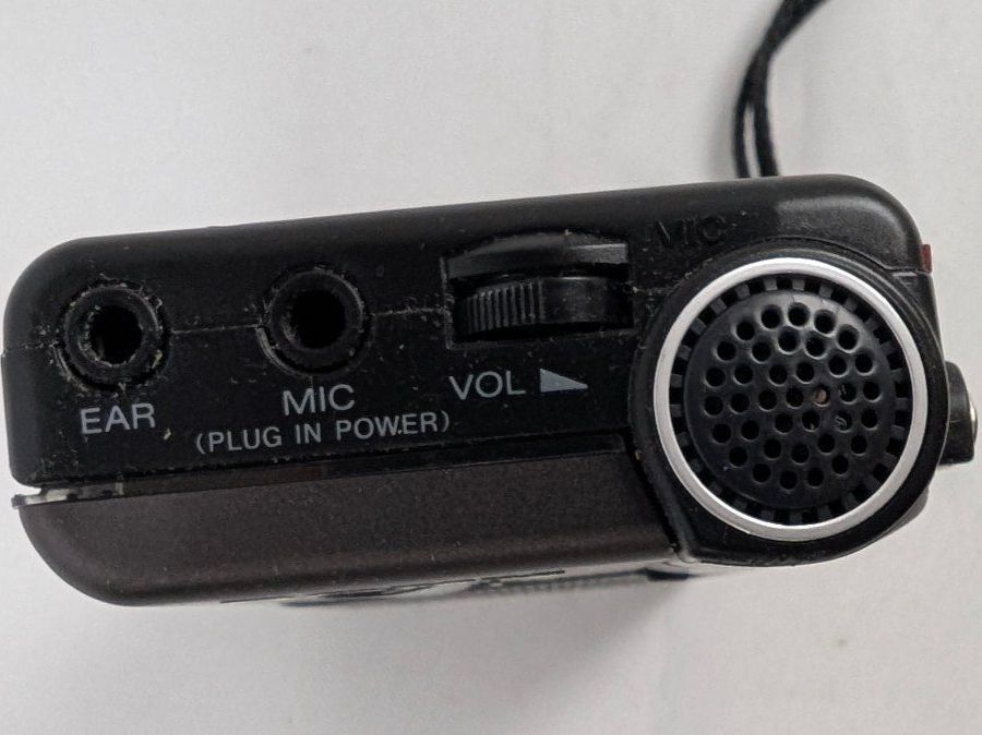Musicassette: Sony M-727V Microcasette-Corder – Usato da Wettingen venduto da Wendemarket 2